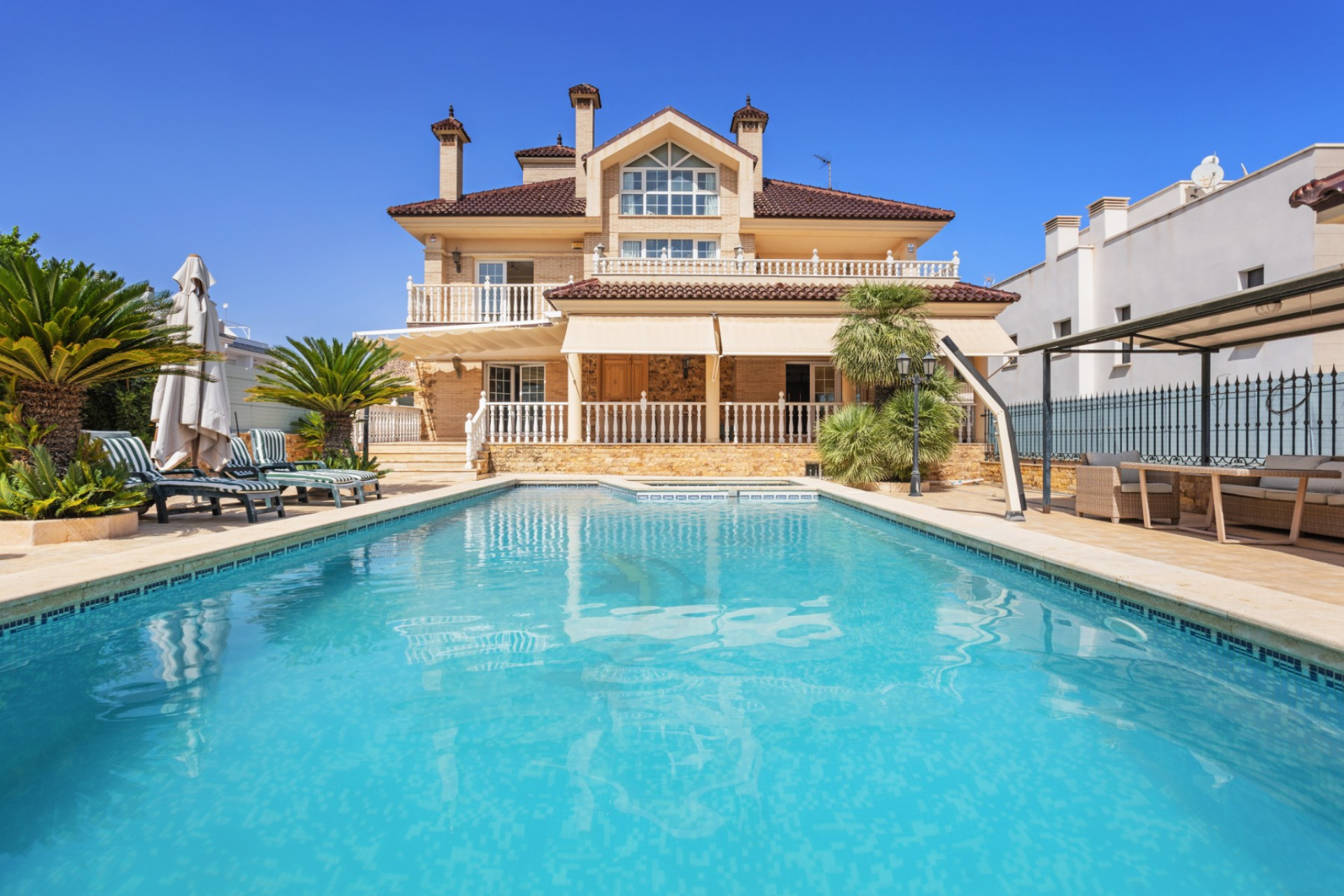 Revente - Villa -
Torrevieja - La Veleta