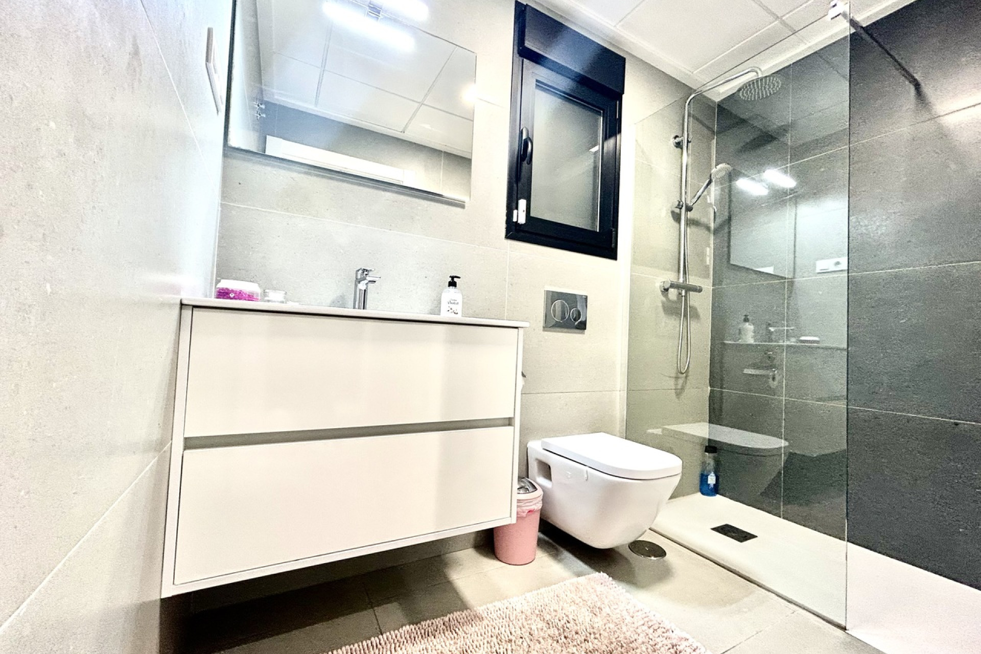 Revente - Villa -
Torrevieja - Los Balcones