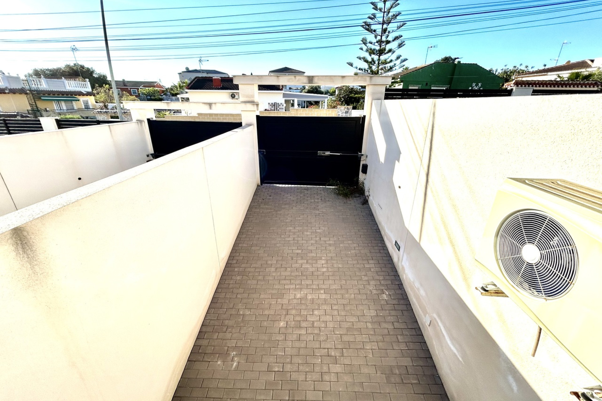 Revente - Villa -
Torrevieja - Los Balcones