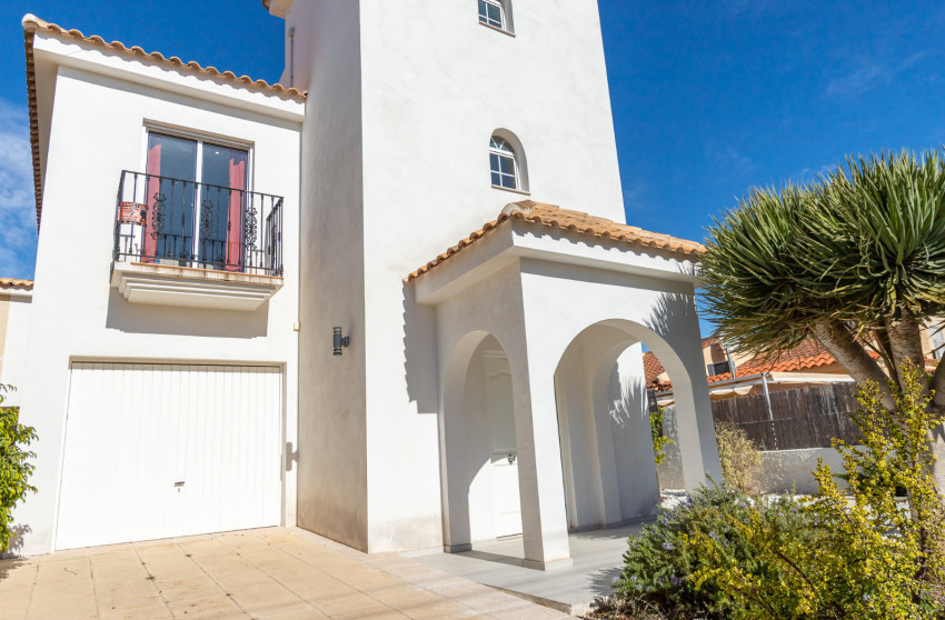 Revente - Villa -
Torrevieja - Los Balcones