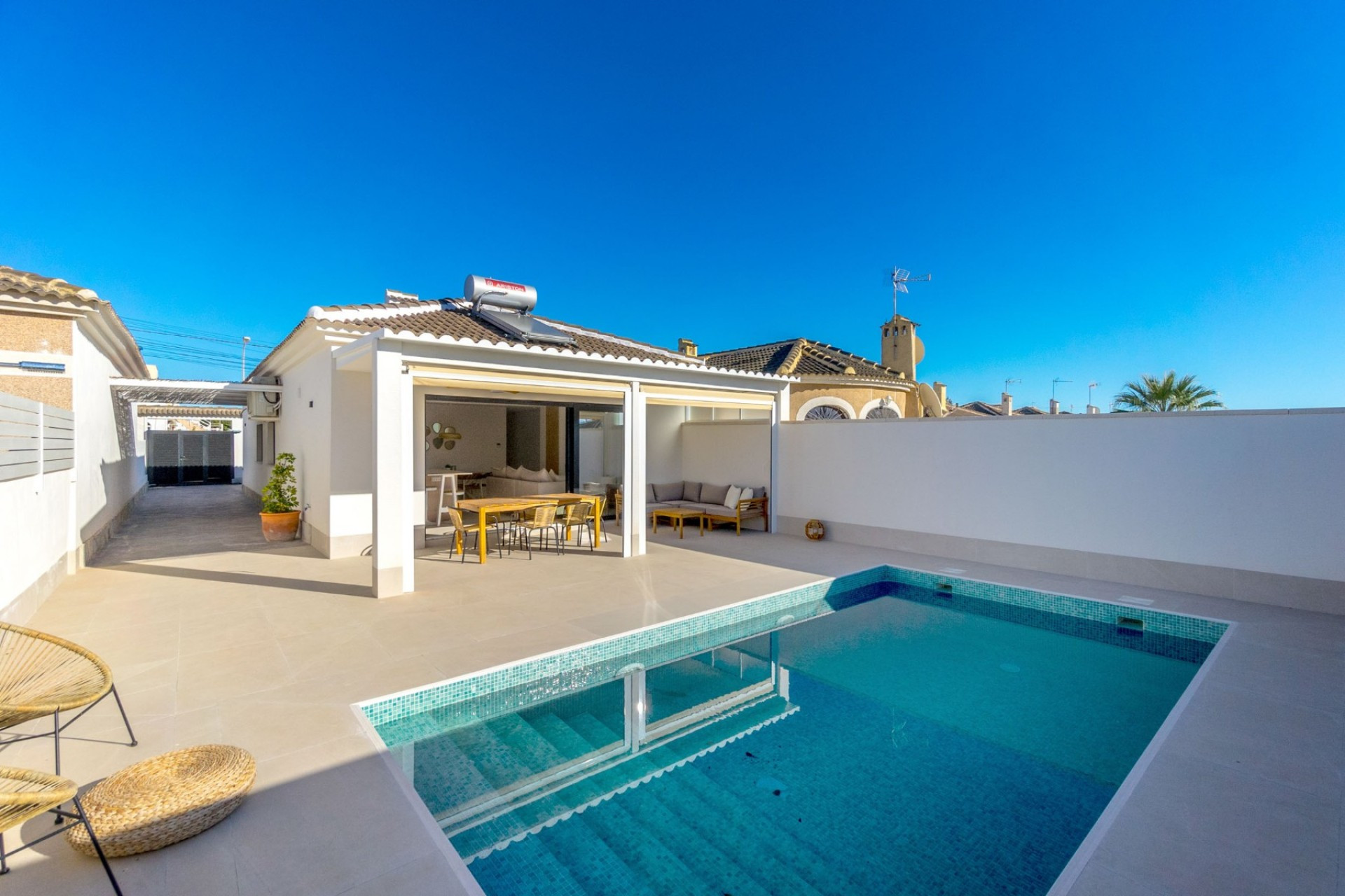 Revente - Villa -
Torrevieja - San Luis