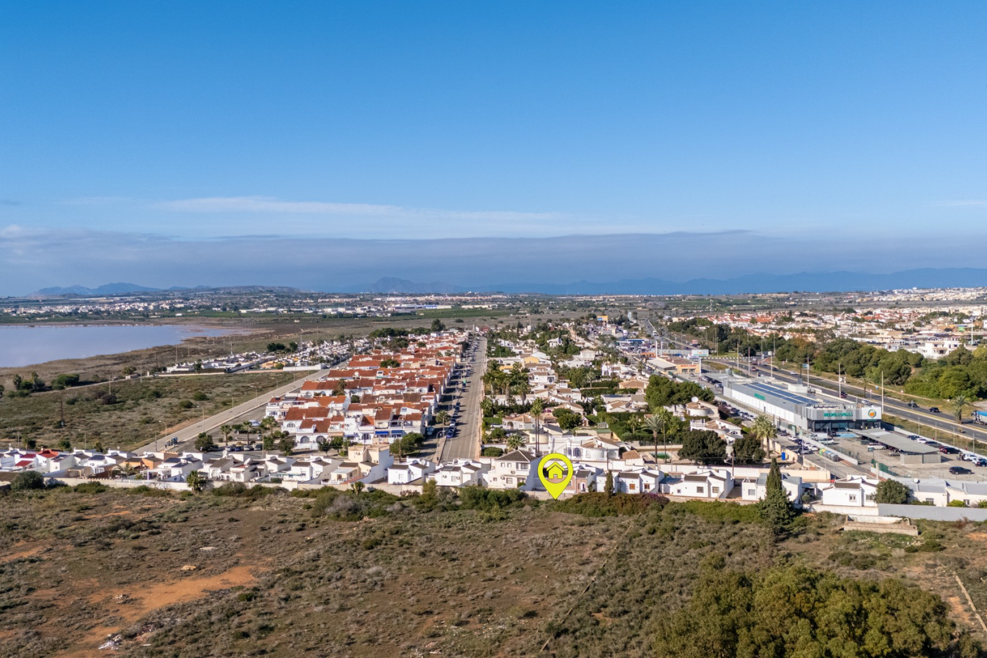 Revente - Villa -
Torrevieja - Urbanización San Luis