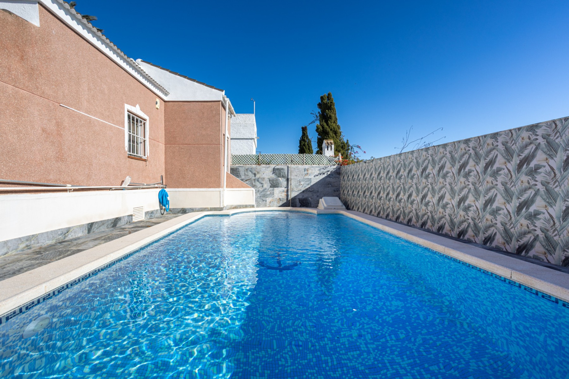 Revente - Villa -
Torrevieja - Urbanización San Luis