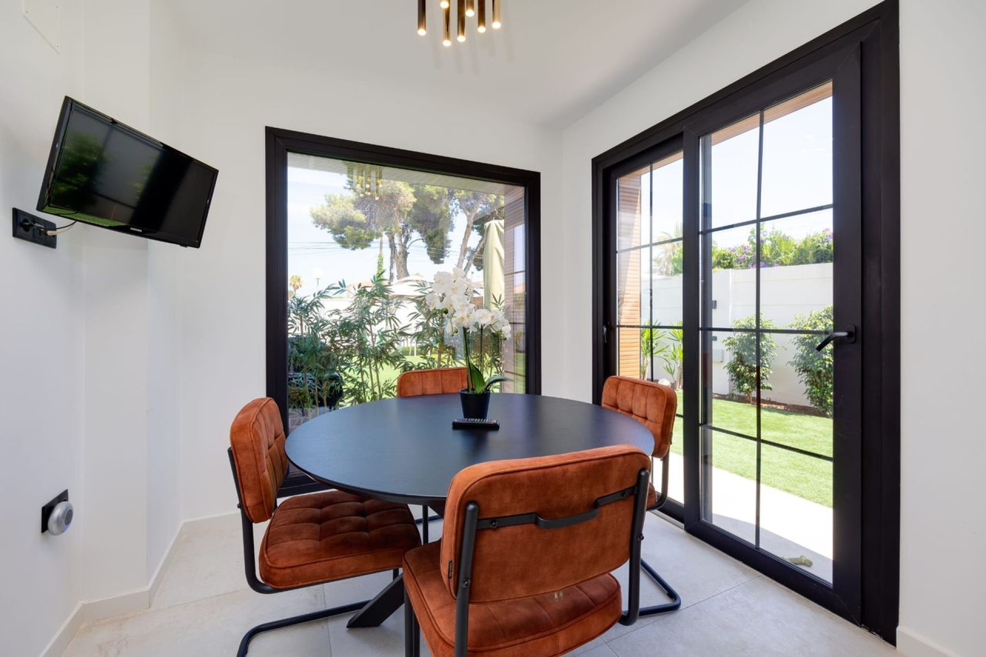 Revente - Villa -
Torrevieja