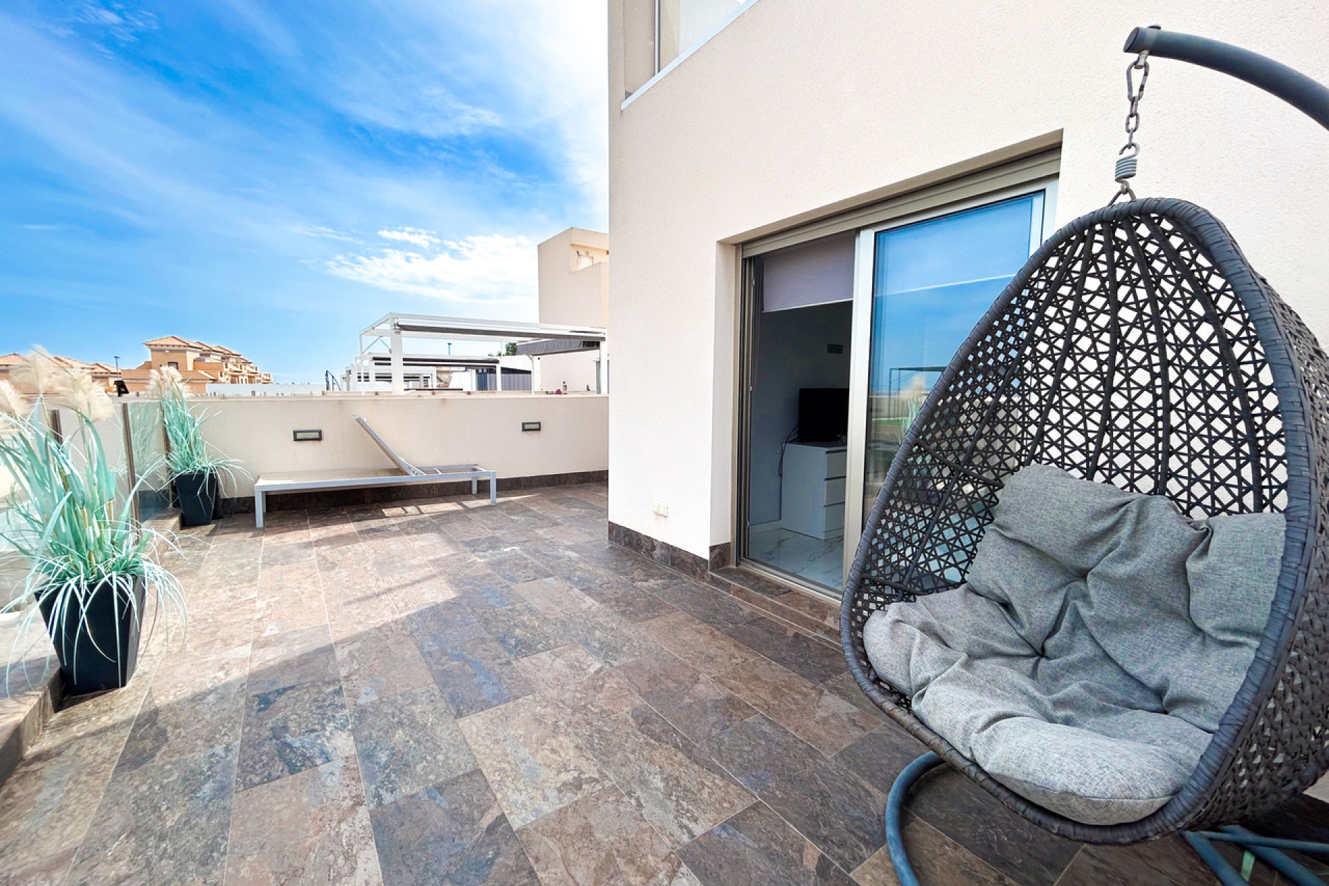 Revente - Villa -
Villamartín - Costa Blanca