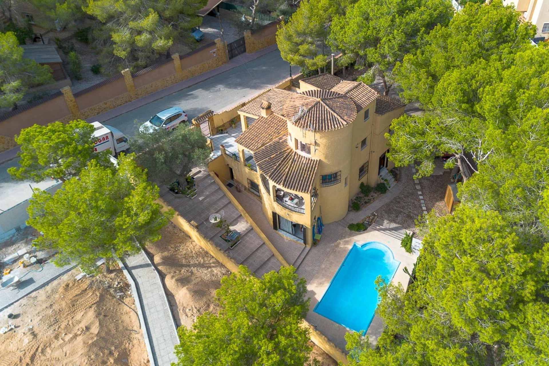 Revente - Villa -
Villamartín - Las Filipinas