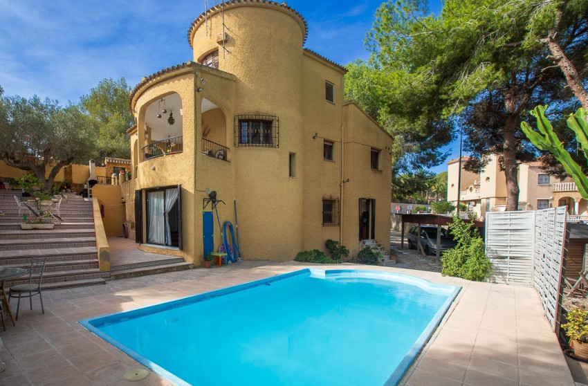 Revente - Villa -
Villamartín - Las Filipinas