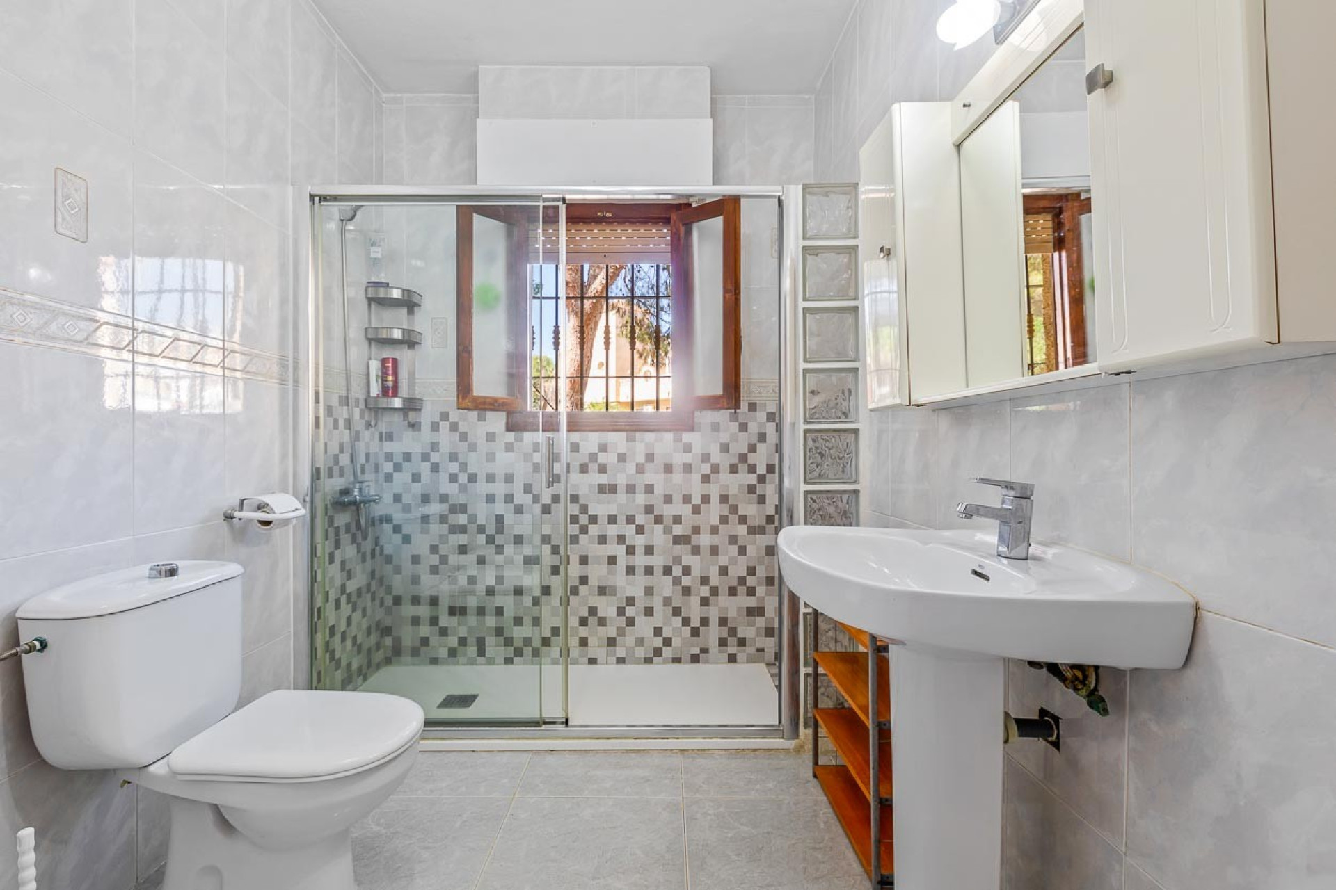 Revente - Villa -
Villamartín - Las Filipinas