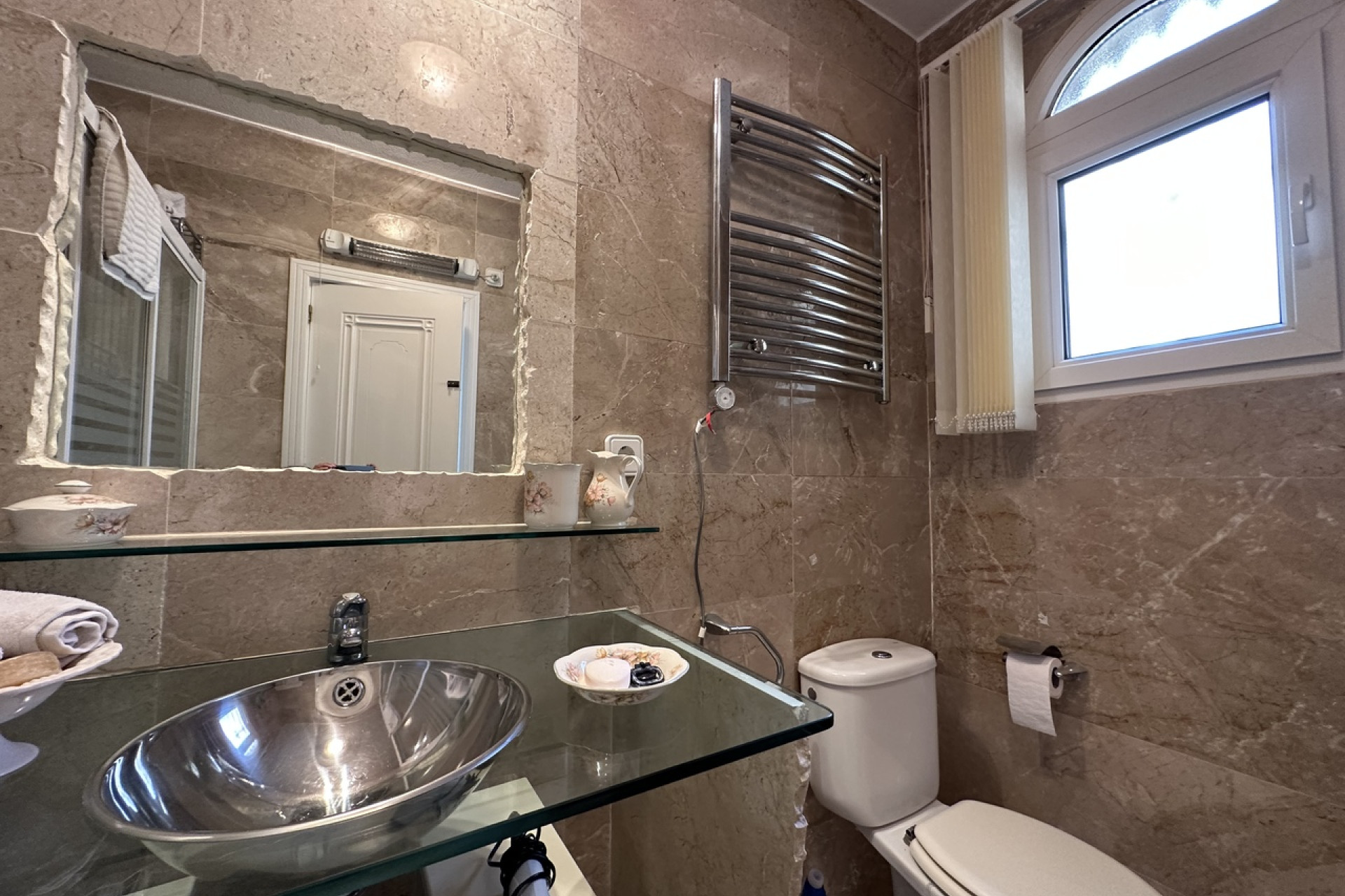 Revente - Villa -
Villamartín