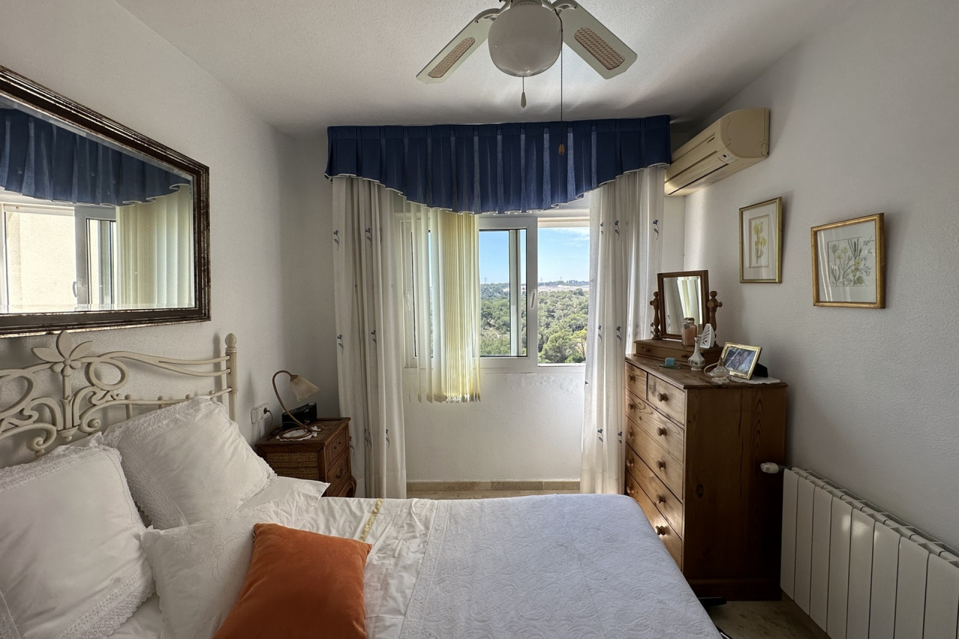 Revente - Villa -
Villamartín