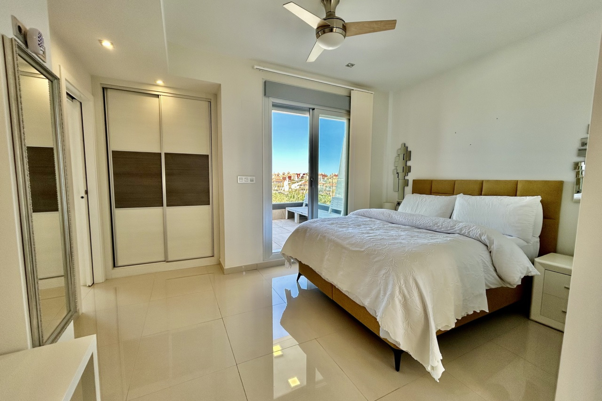 Revente - Villa -
Villamartín