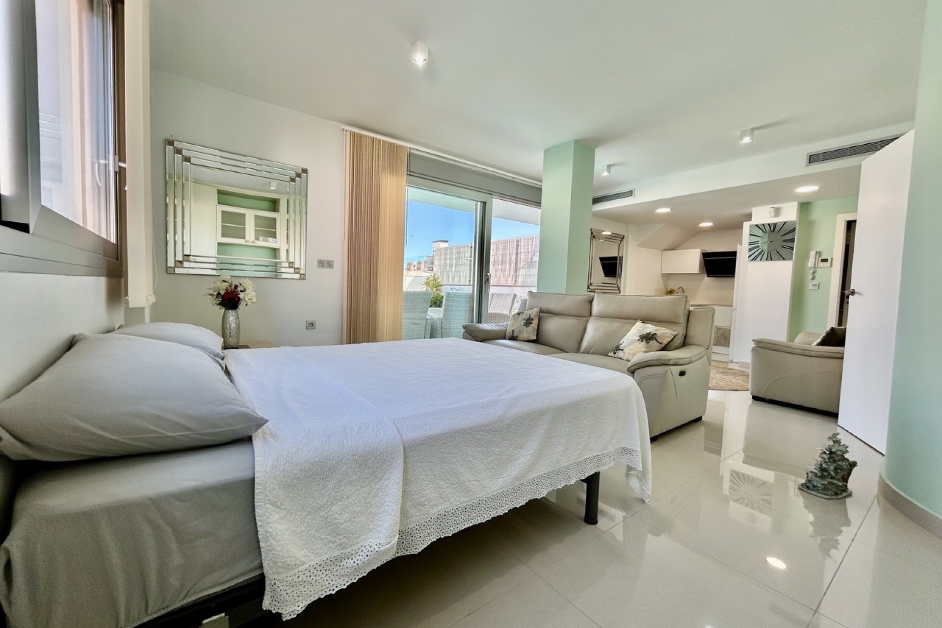 Revente - Villa -
Villamartín