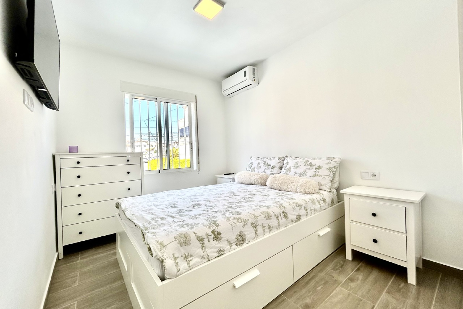 Revente - Villa -
Villamartín