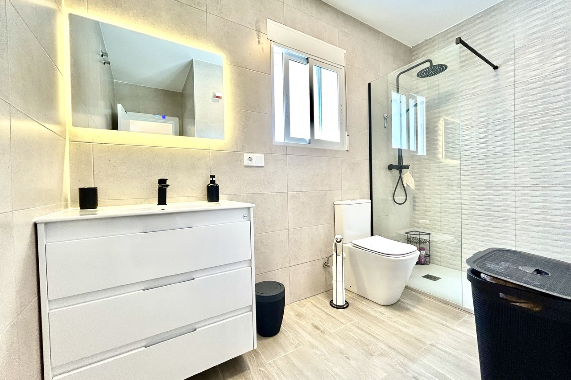 Revente - Villa -
Villamartín