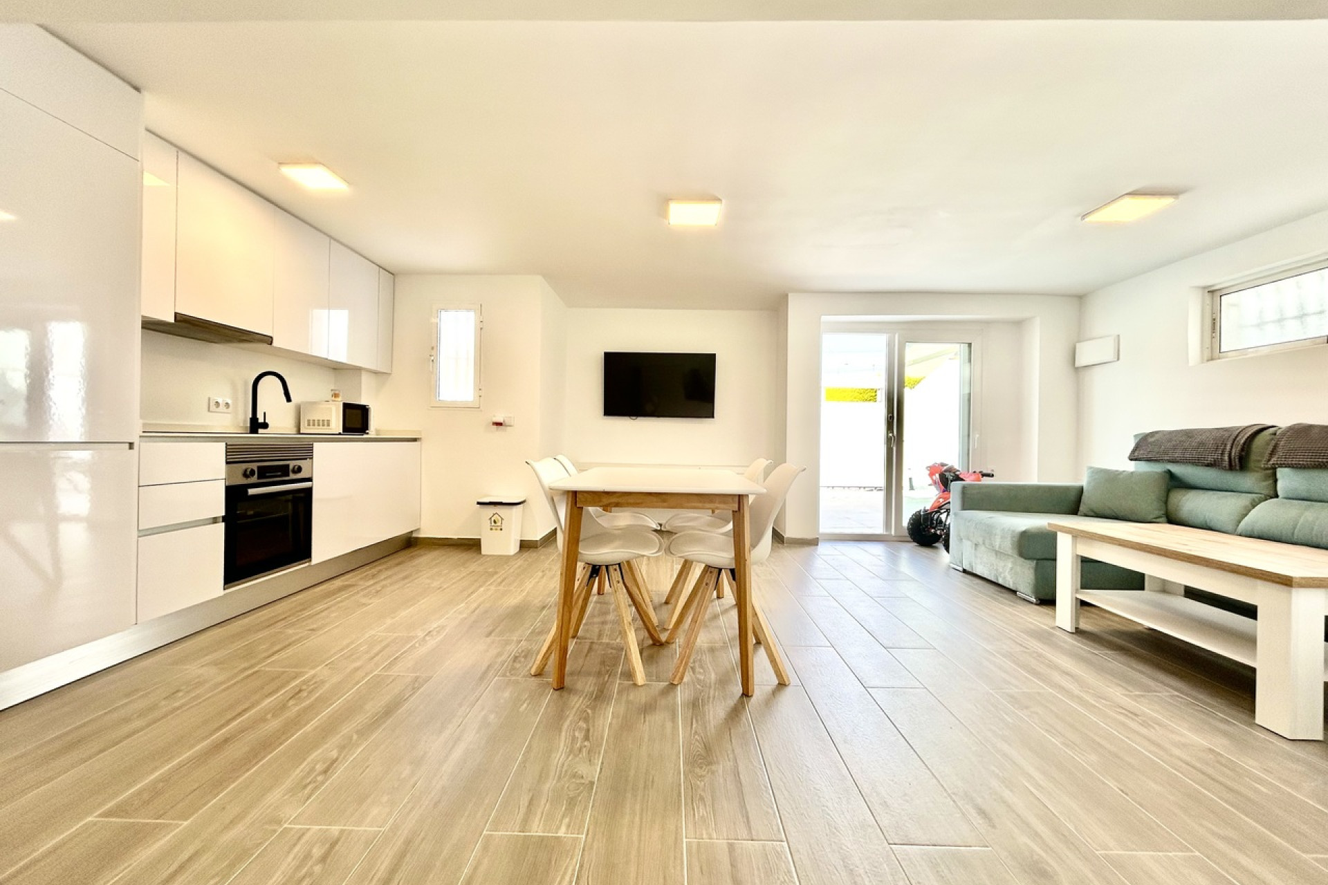 Revente - Villa -
Villamartín