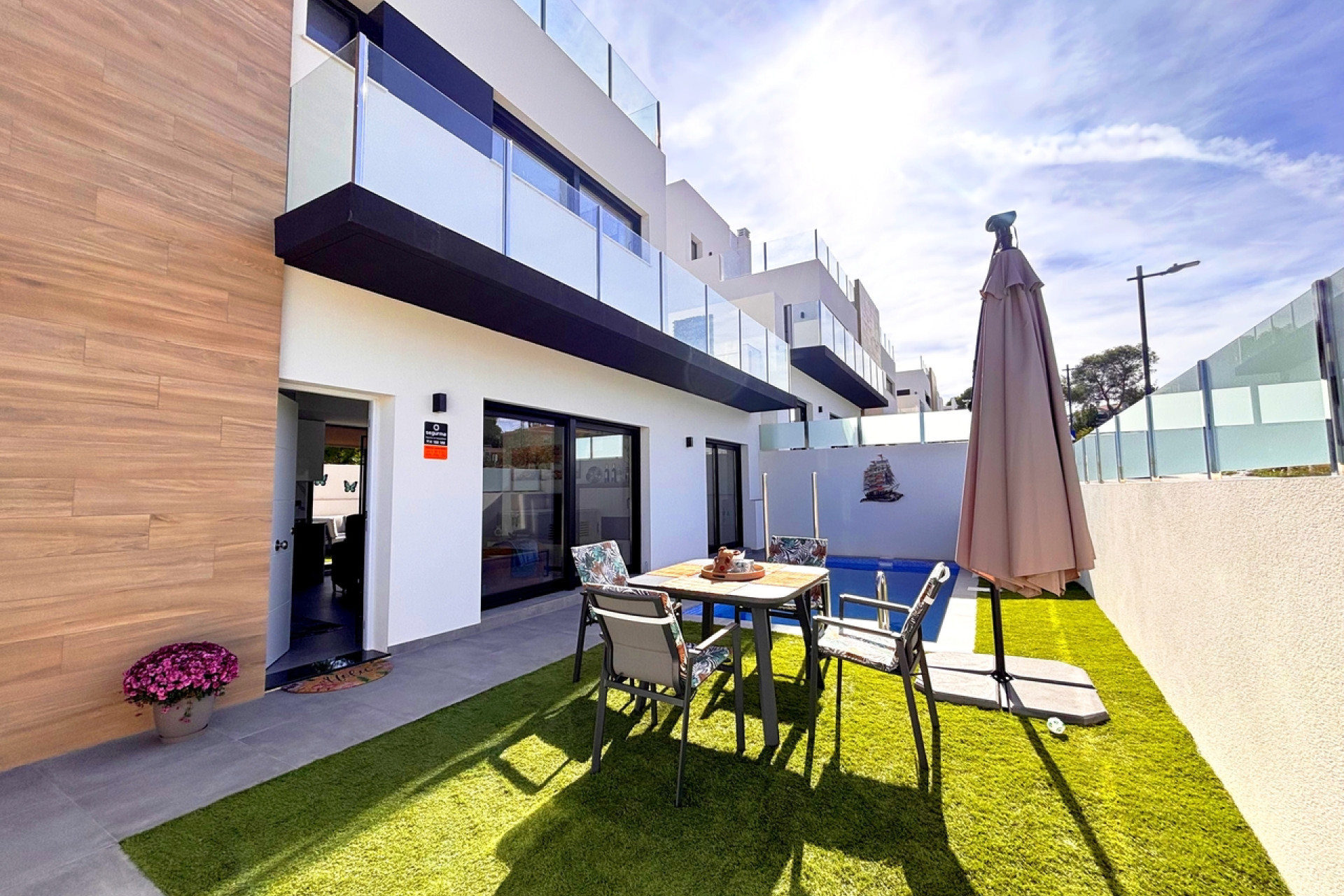 Revente - Villa -
Villamartín