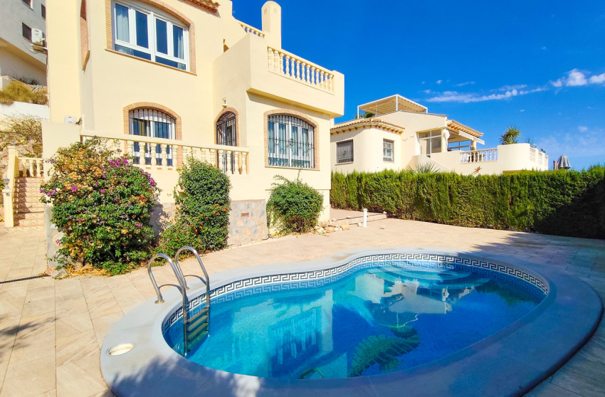 Revente - Villa -
Villamartín