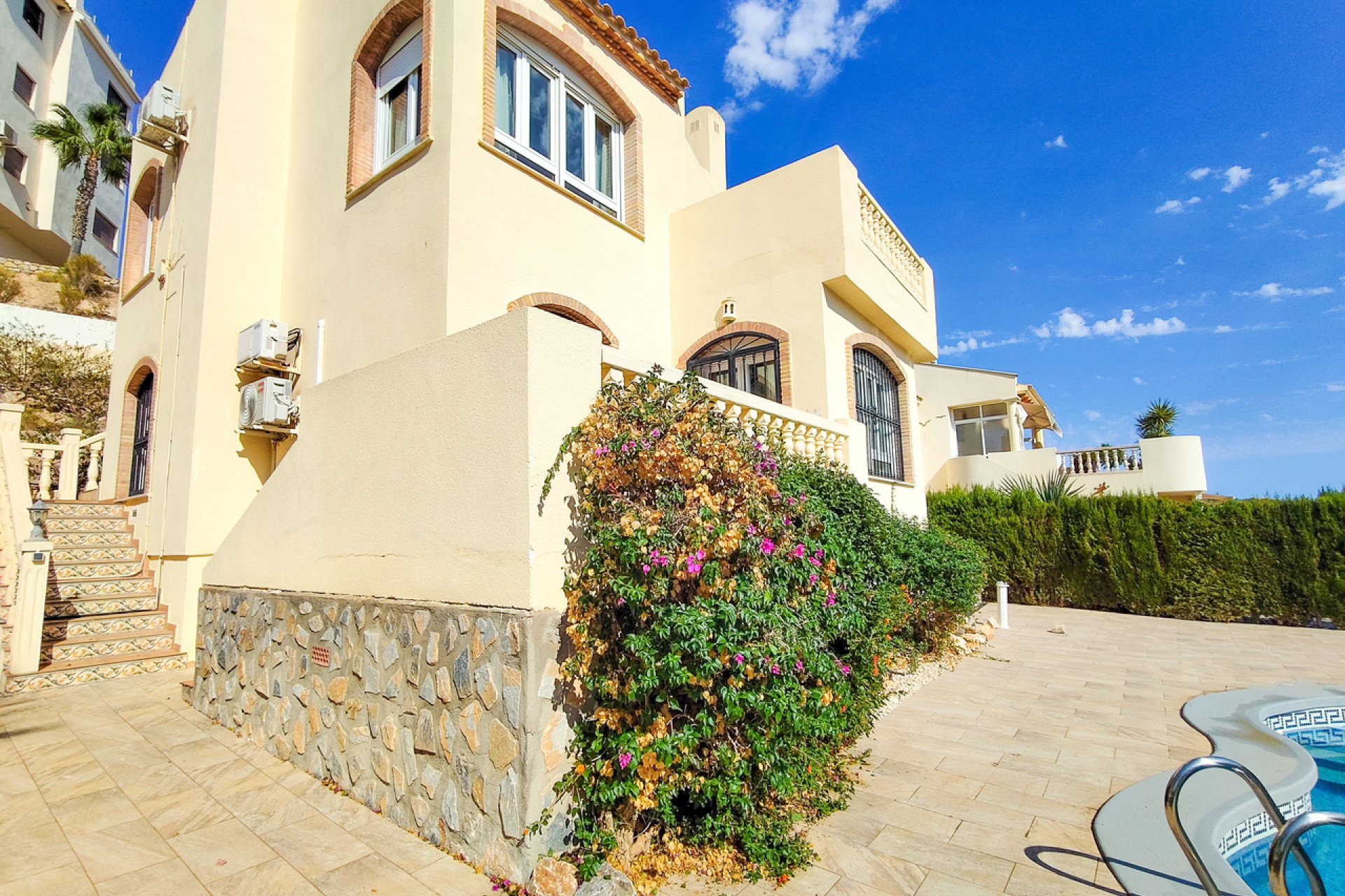 Revente - Villa -
Villamartín