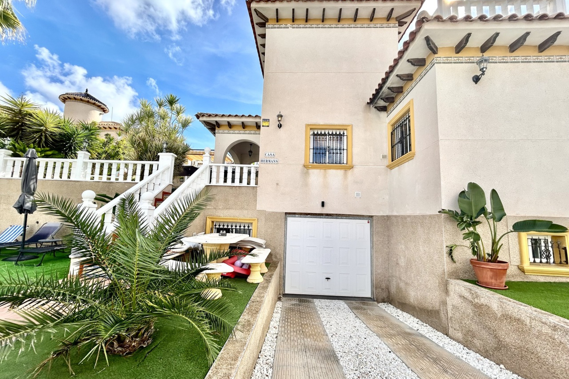 Revente - Villa -
Villamartín