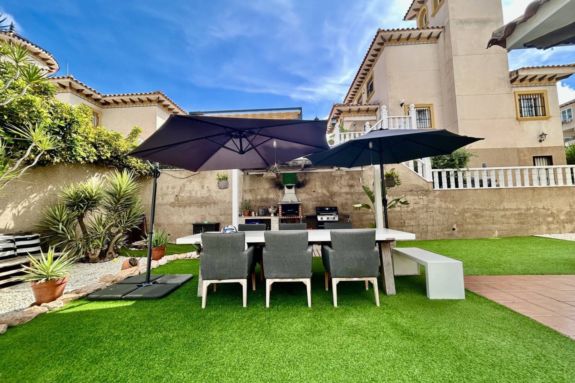 Revente - Villa -
Villamartín