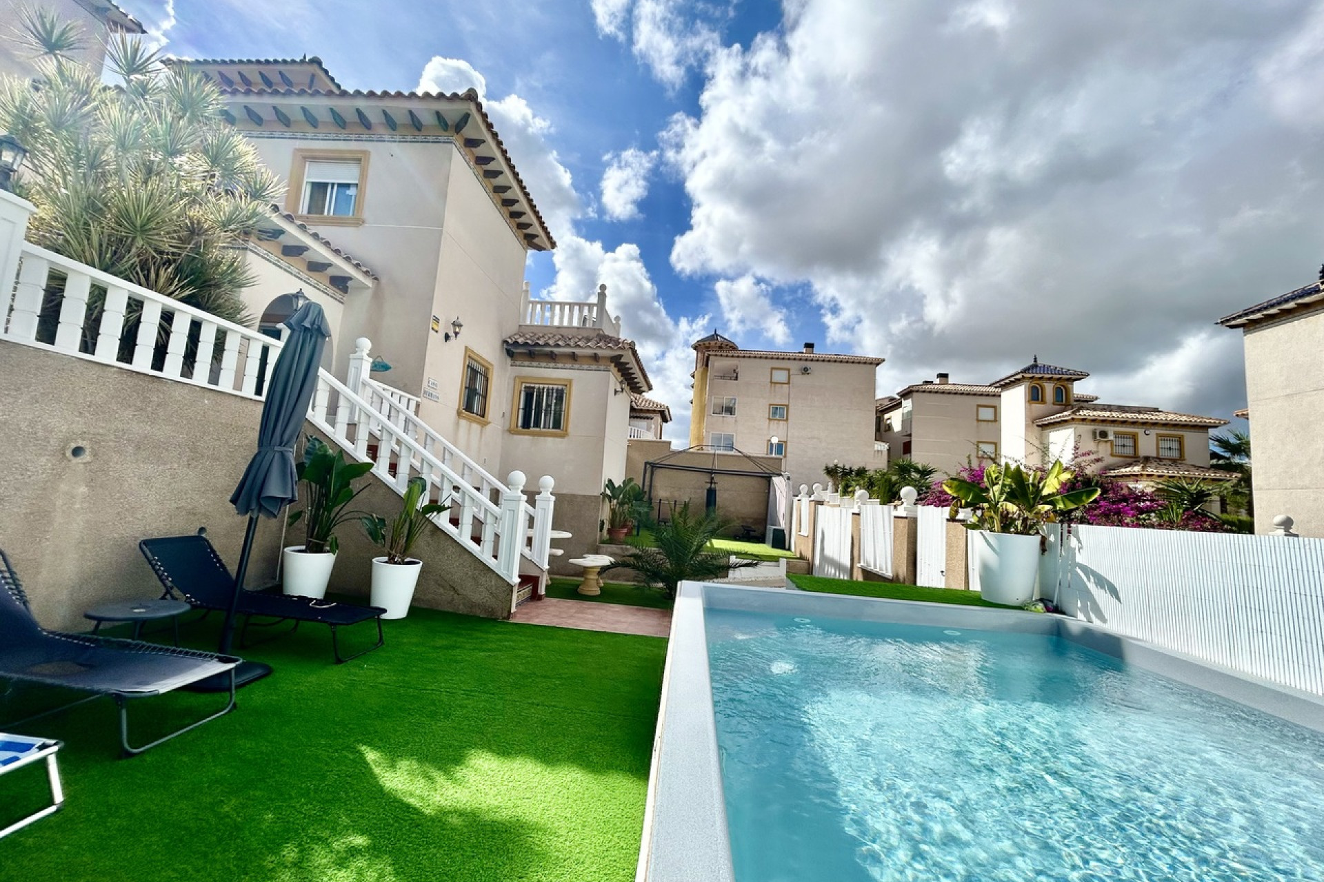 Revente - Villa -
Villamartín