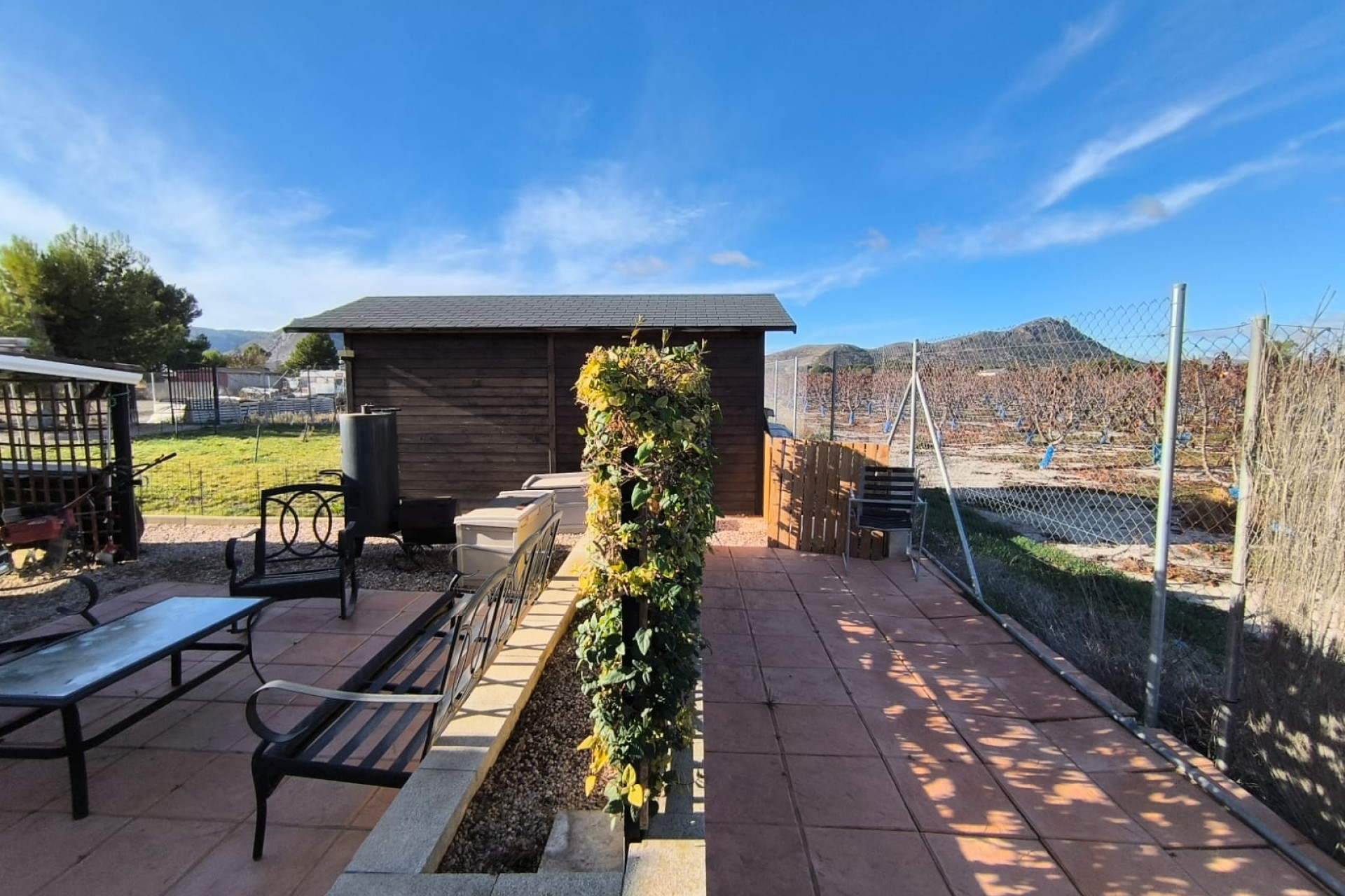 Revente - Villa -
Villena - Inland