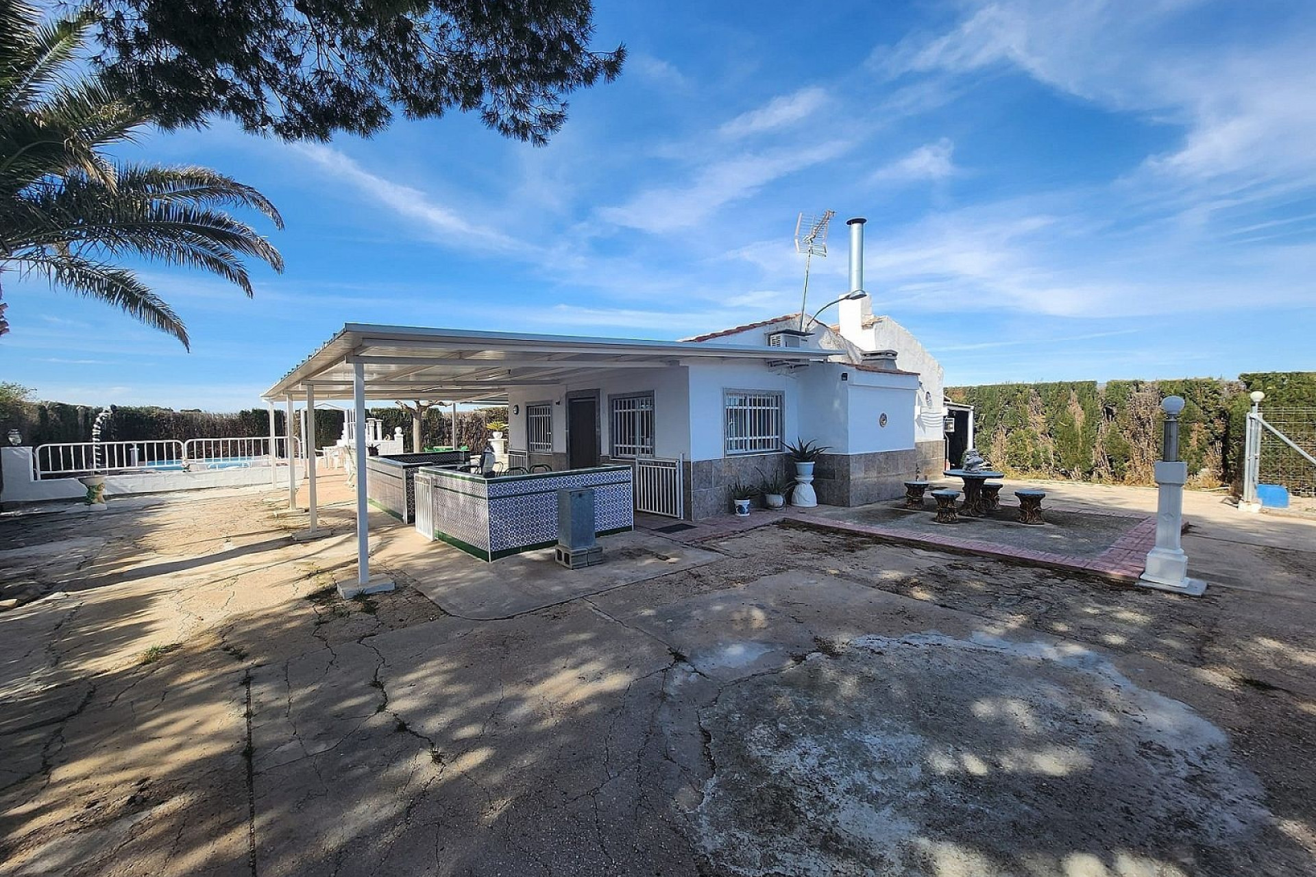 Revente - Villa -
Villena