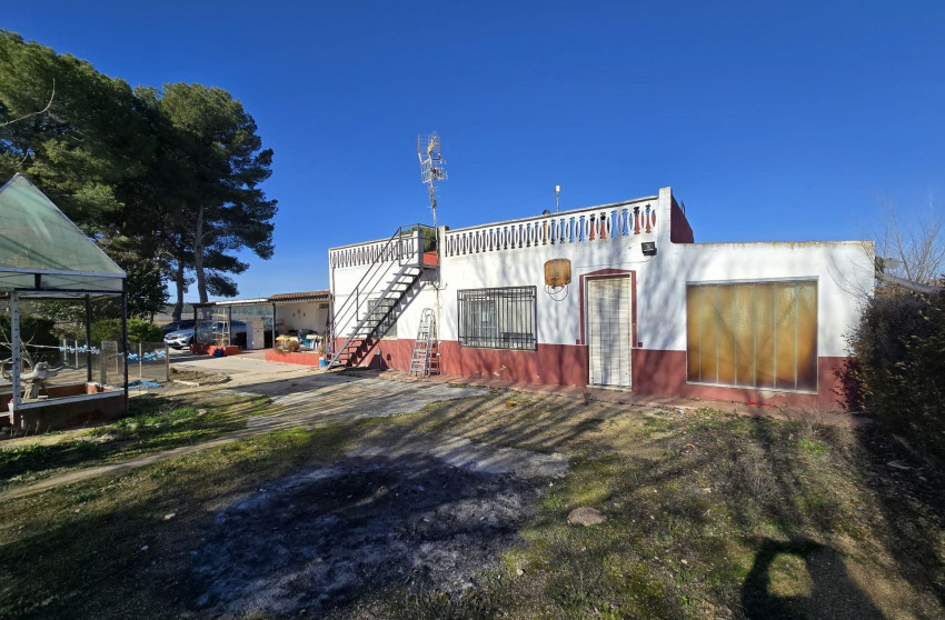 Revente - Villa -
Villena