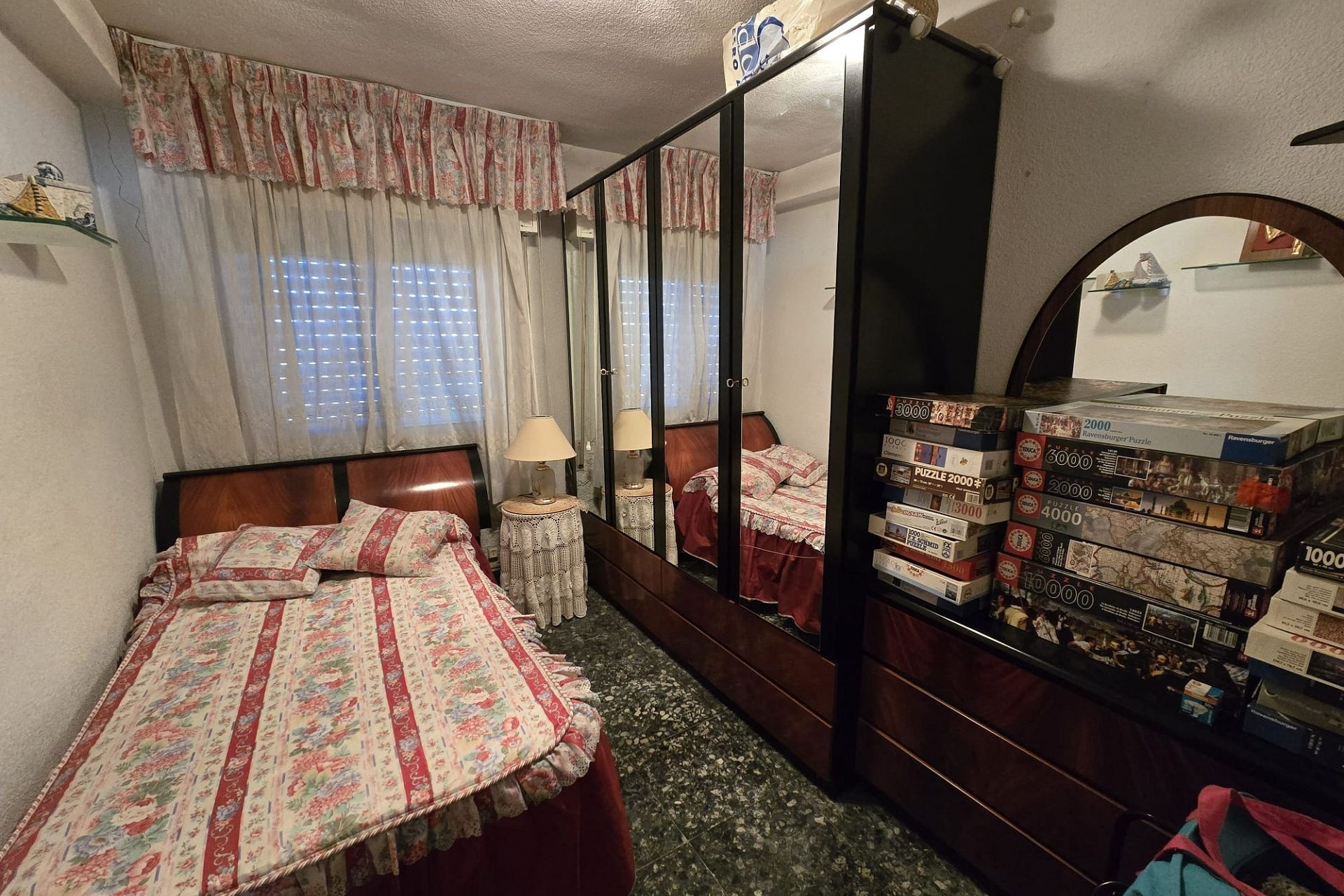 Revente - Villa -
Villena