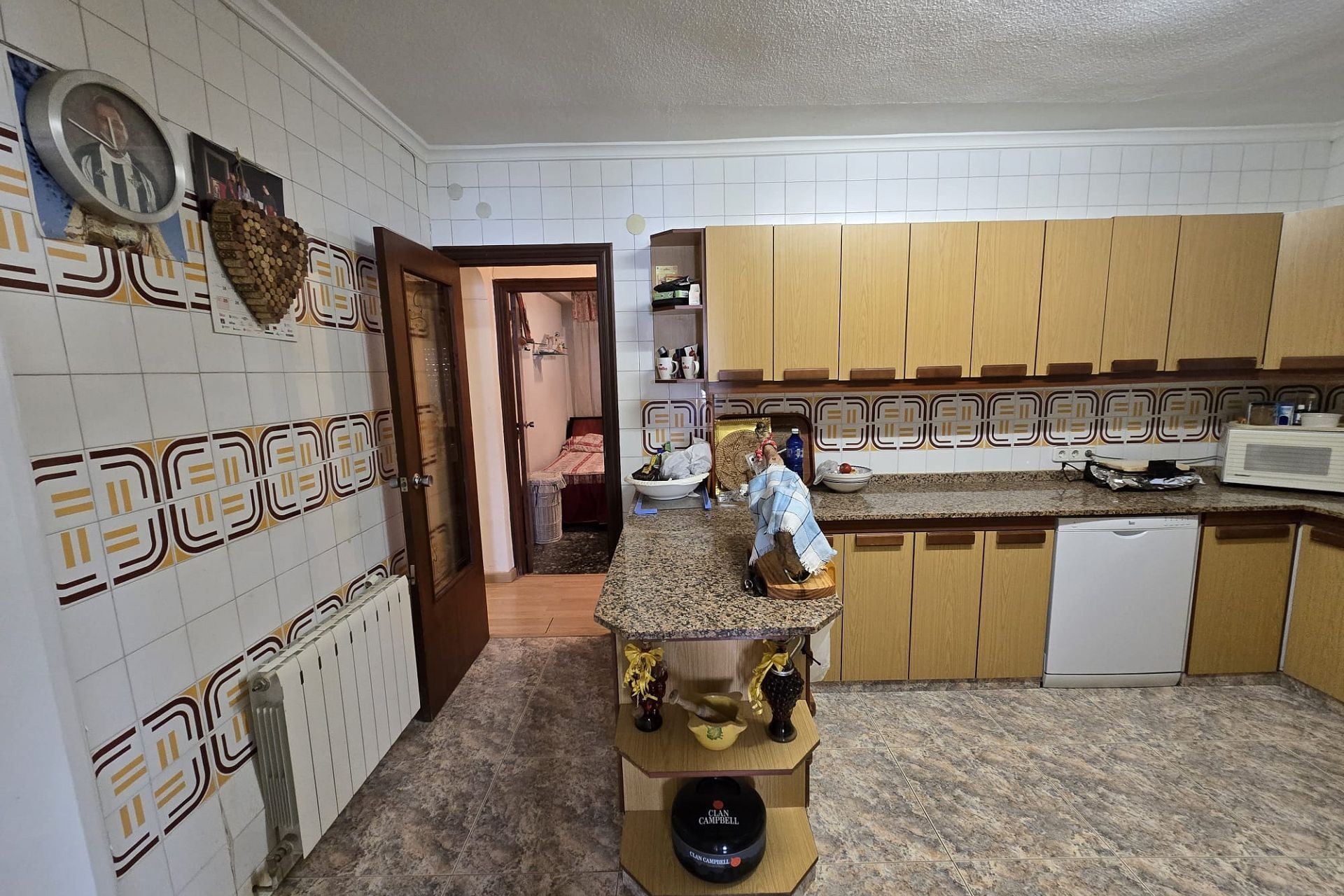 Revente - Villa -
Villena