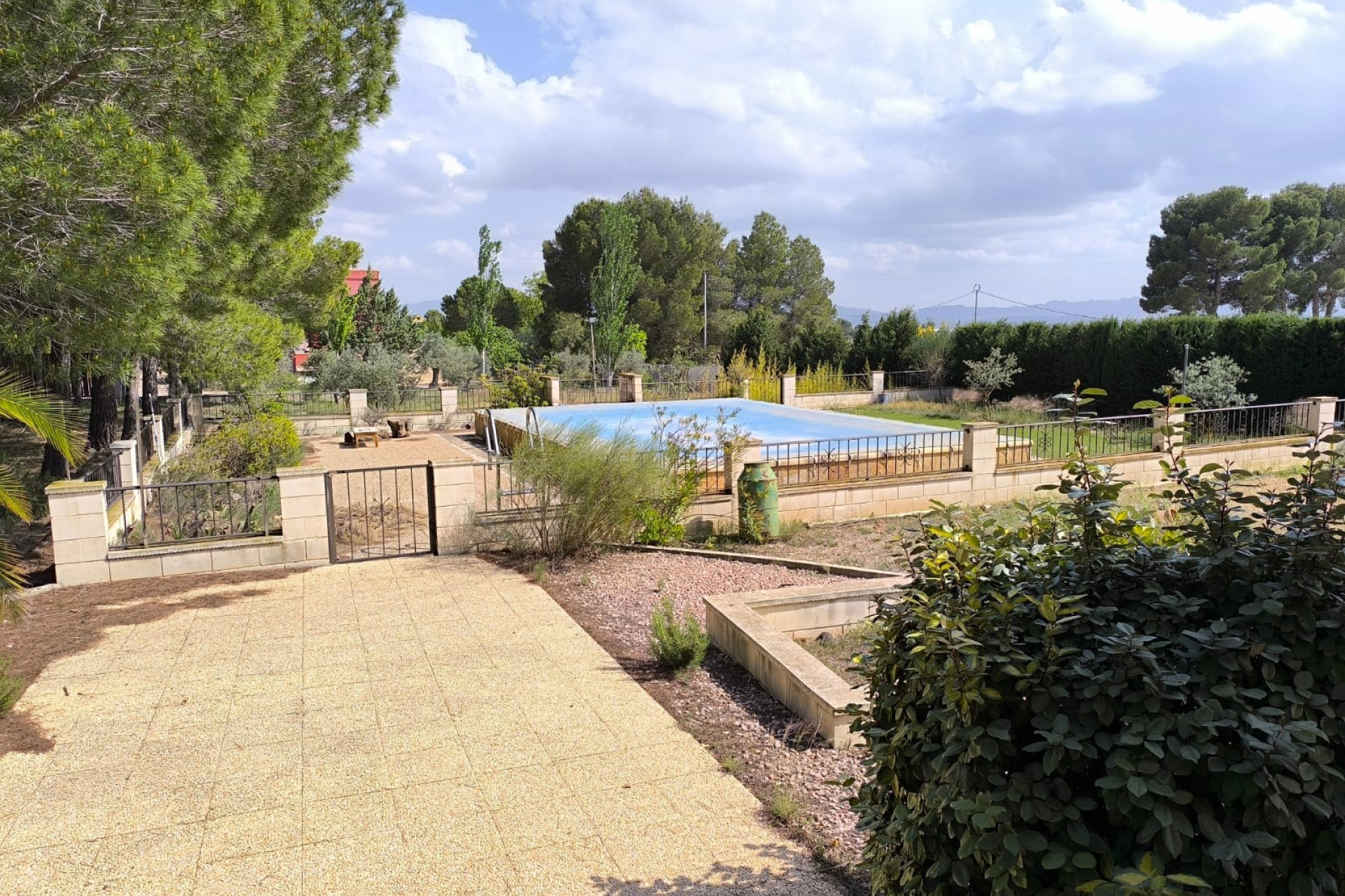 Revente - Villa -
Yecla - Inland