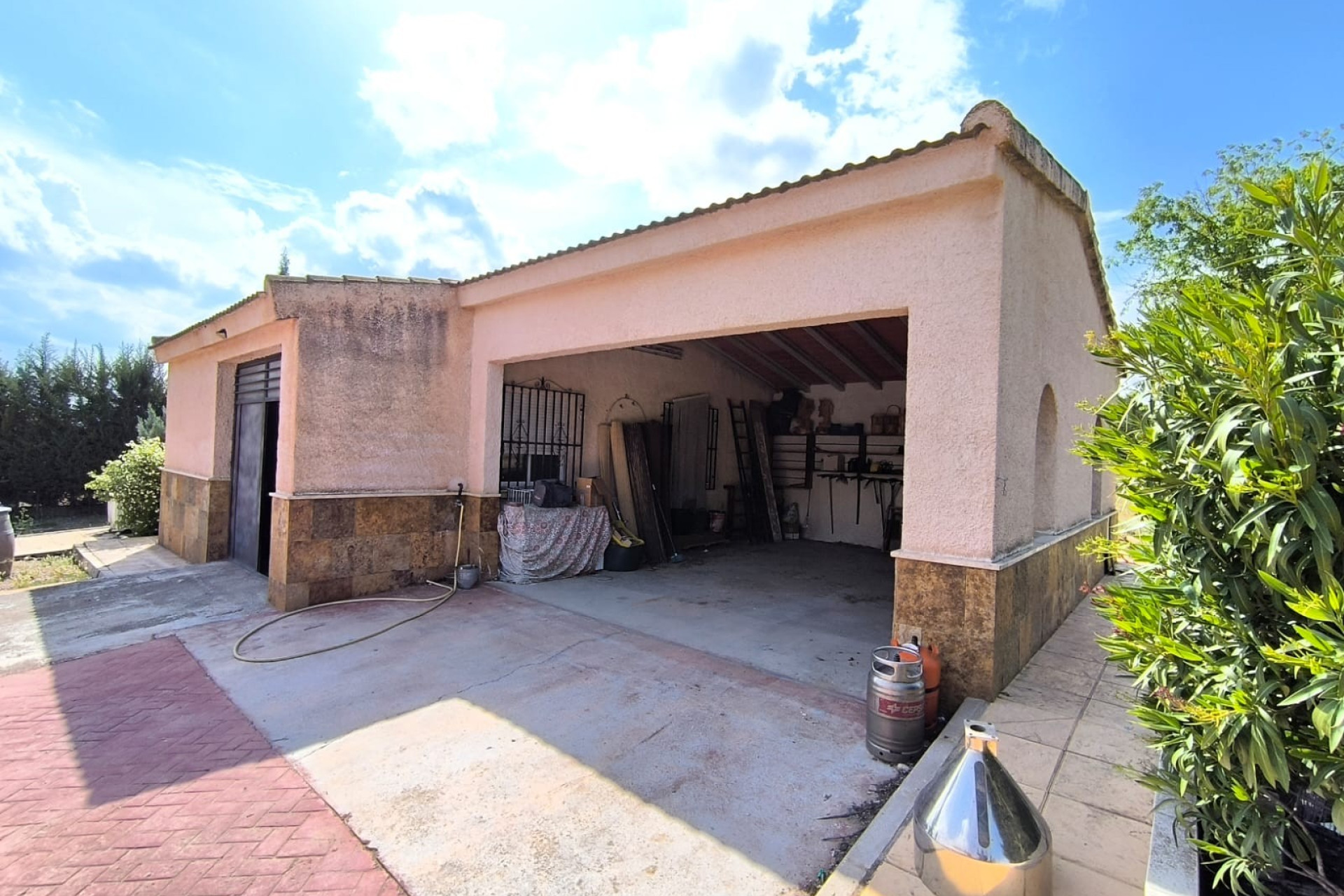 Revente - Villa -
Yecla - Inland