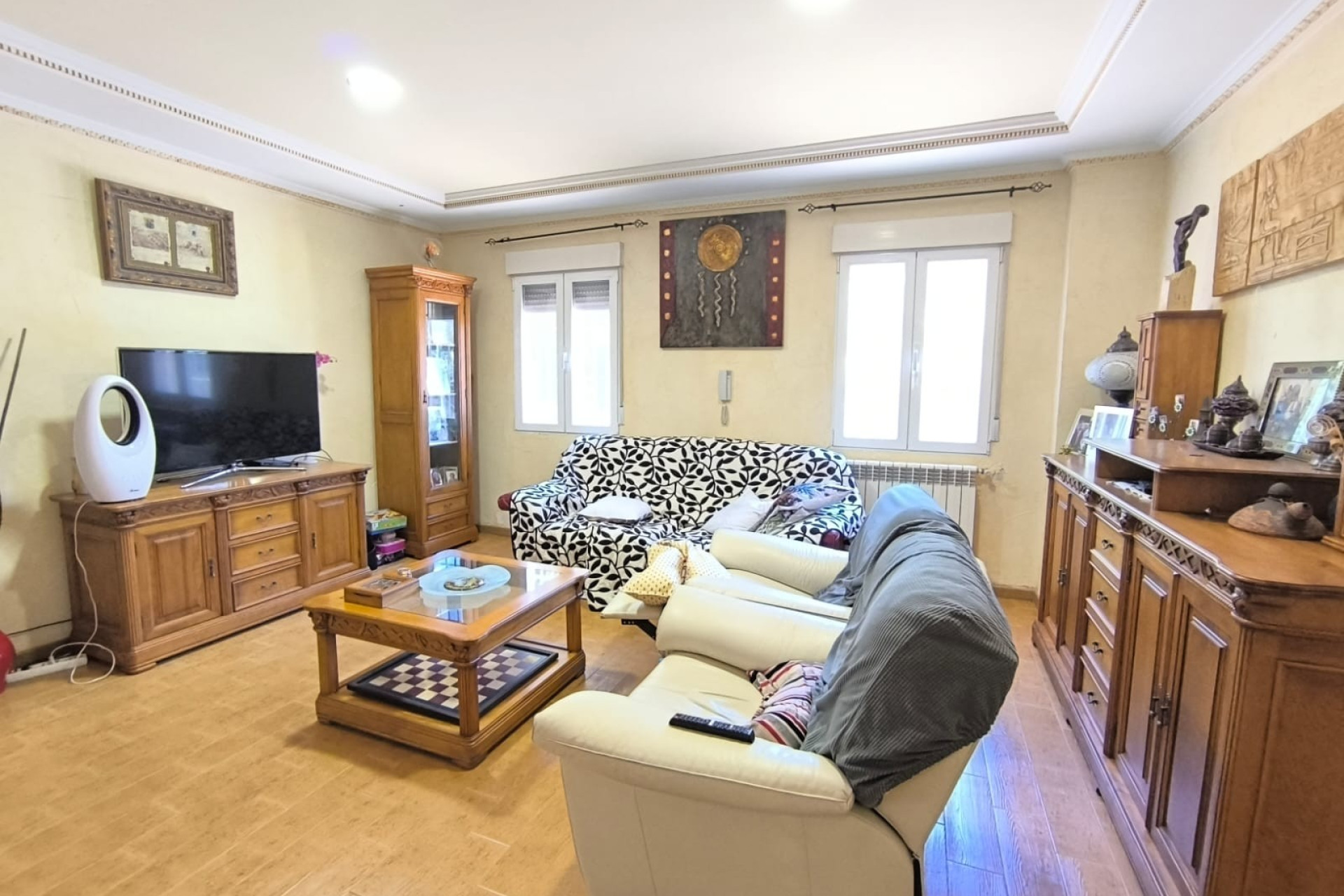 Revente - Villa -
Yecla - Inland