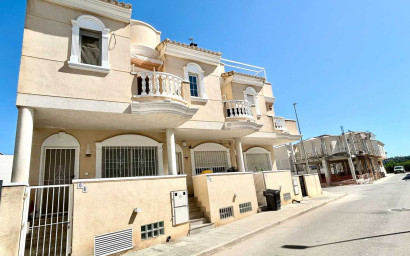 Townhouse - Resale - Heredades - Heredades