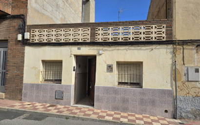 Townhouse - Resale - Sax -
                Sax