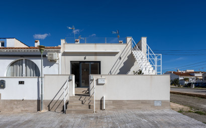 Townhouse - Resale -
            Torrevieja - 50308