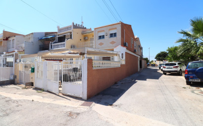 Townhouse - Resale -
            Torrevieja - 59642