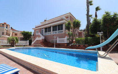 Villa - Herverkoop -
            Algorfa - VRE-23874