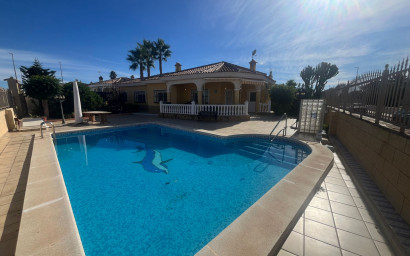Villa - Herverkoop - Gea y Truyols - Inland