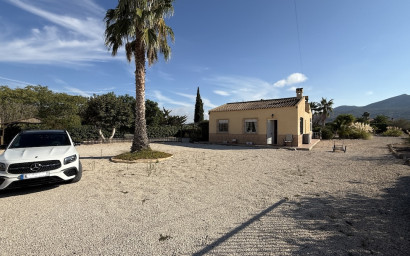 Villa - Herverkoop - Hondón de los Fráiles - HONDON DE LOS FRAILES