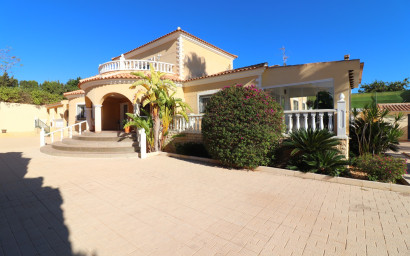 Villa - Herverkoop -
            La Marina - VRE-36570