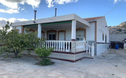 Villa - Herverkoop -
            Macisvenda - GADH-8640