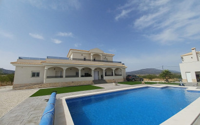 Villa - Herverkoop - Pinoso - Pinoso