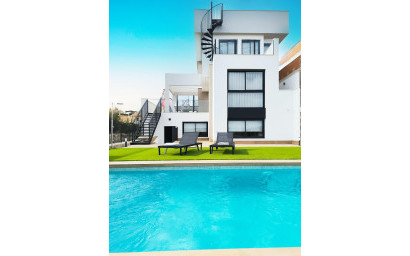 Villa - Nieuwbouw -
            Algorfa - 80701