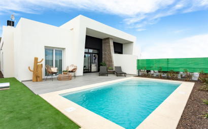 Villa - Nieuwbouw -
            Algorfa - 83696