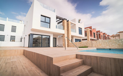 Villa - Nieuwbouw -
            Orihuela Costa - 60960
