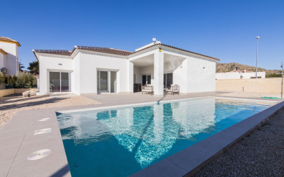 Villa - Nouvelle construction -
            Pinoso - 99874