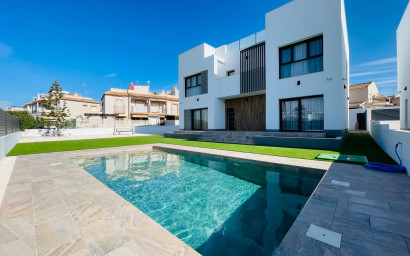 Villa - Nouvelle construction - Torrevieja - Torrevieja