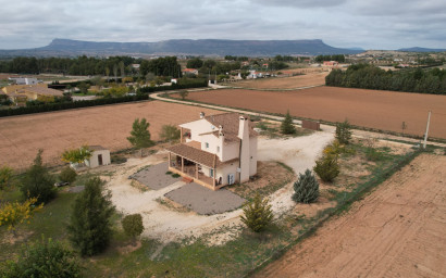 Villa - Resale -
            Almansa - OG-63746323
