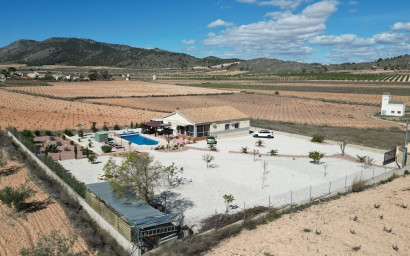 Villa - Resale -
            Canada De La Lena - HVH-CDL10